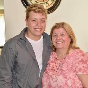 Meet your Posher, Lori